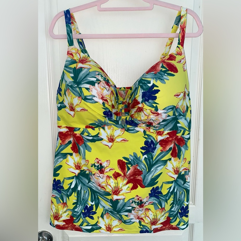 Cacique Tankini Swim Top 40DDD